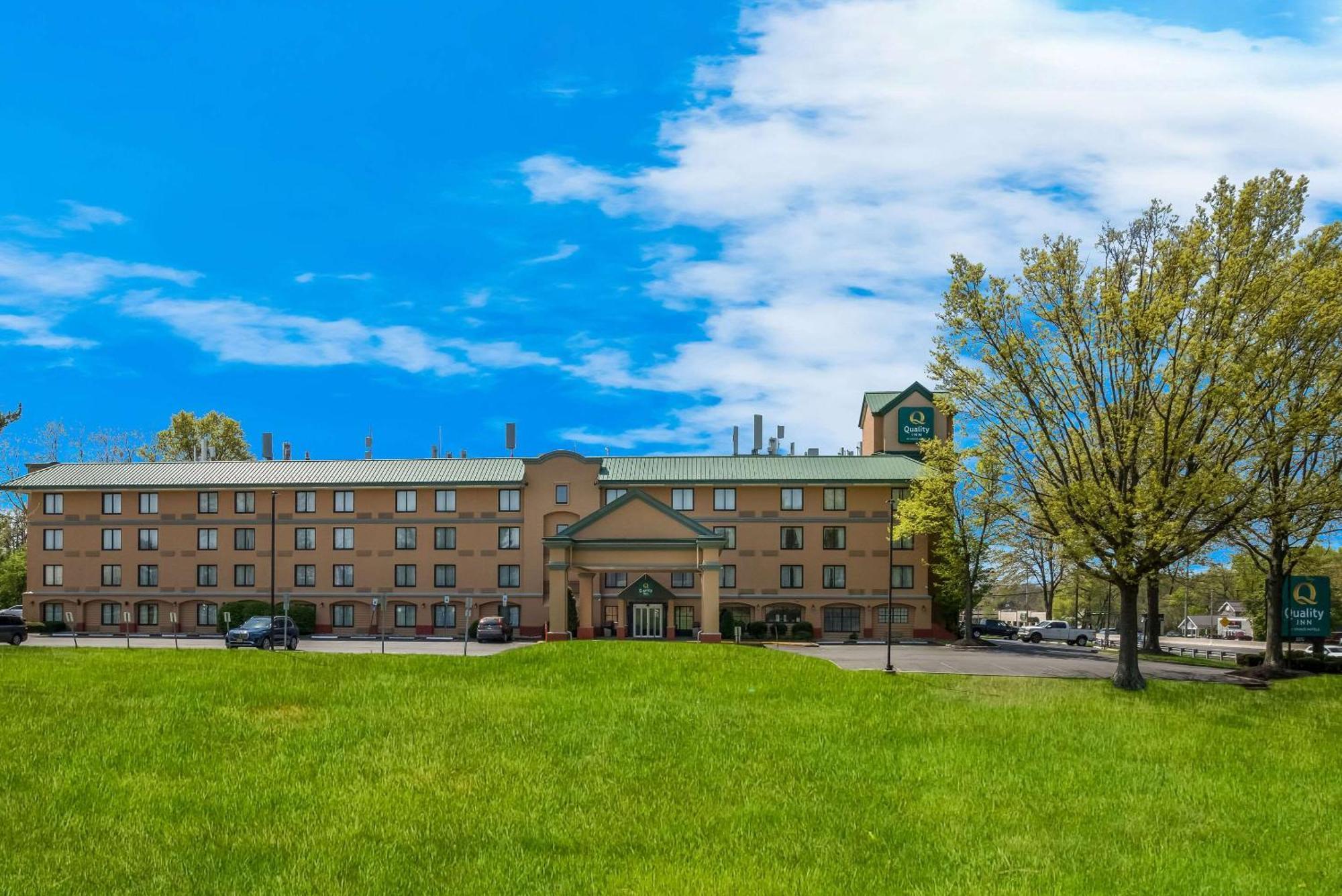 Quality Inn Near Princeton Lawrence Eksteriør billede