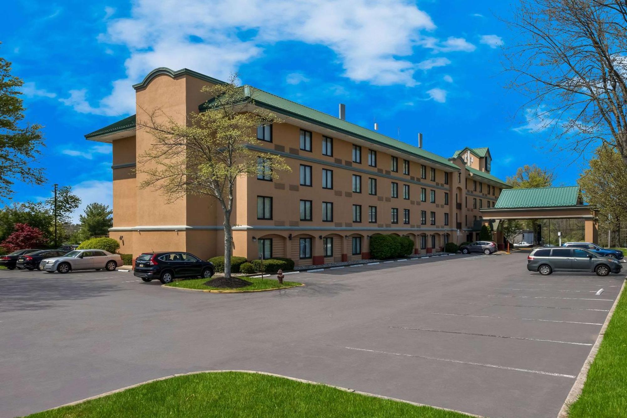 Quality Inn Near Princeton Lawrence Eksteriør billede